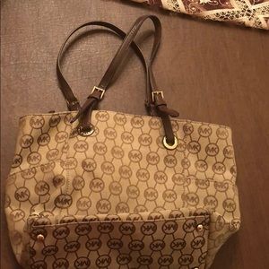 Michael Kors tote